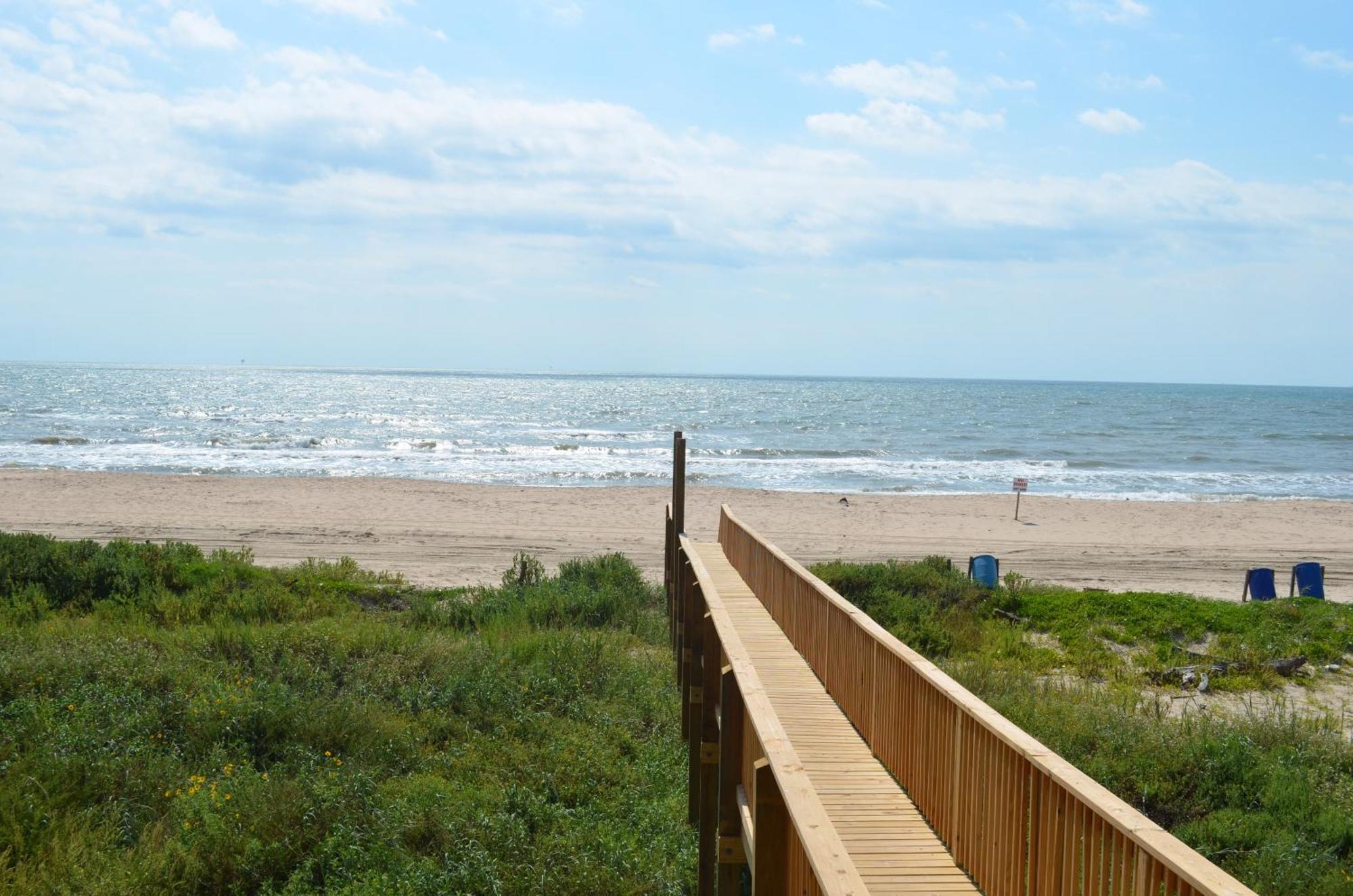 Ocean Village Hotel Surfside Beach Esterno foto