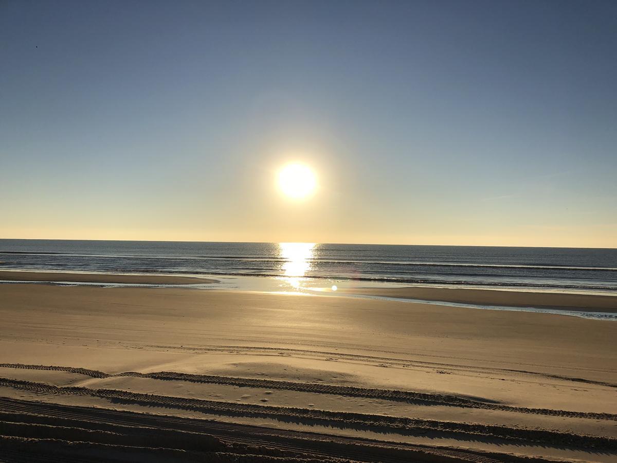Ocean Village Hotel Surfside Beach Esterno foto